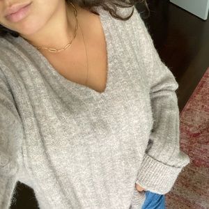 Wilfred Free mauve knit sweater
